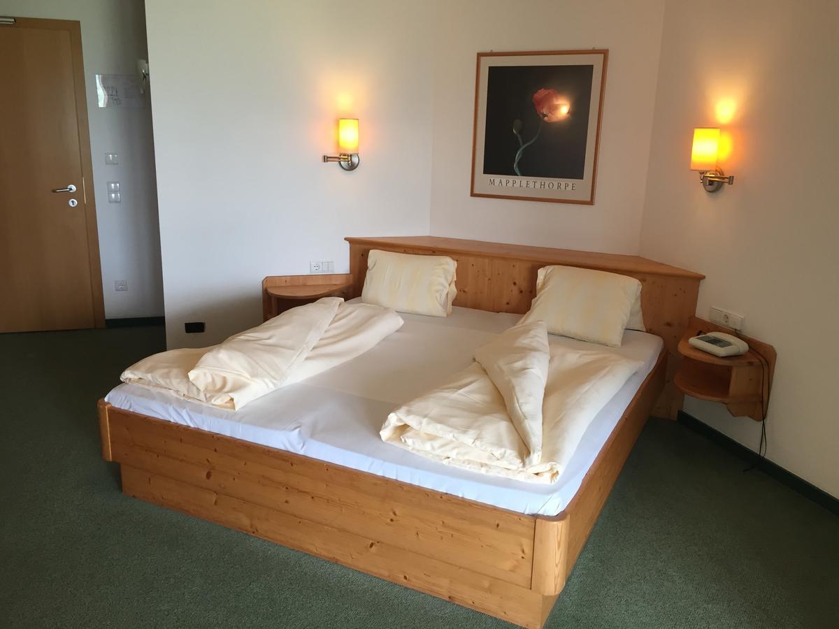 Hotel Puetia Антермоя Екстер'єр фото