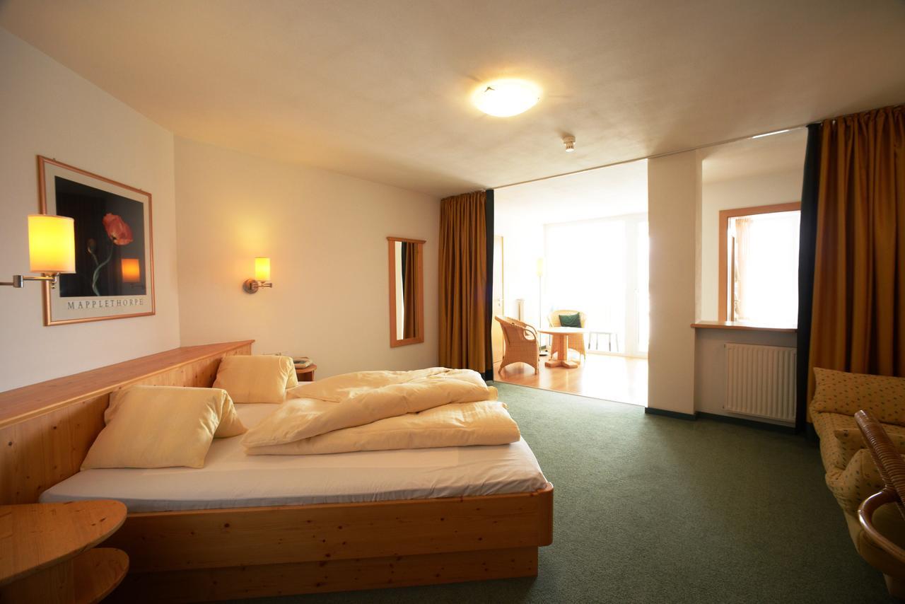 Hotel Puetia Антермоя Екстер'єр фото