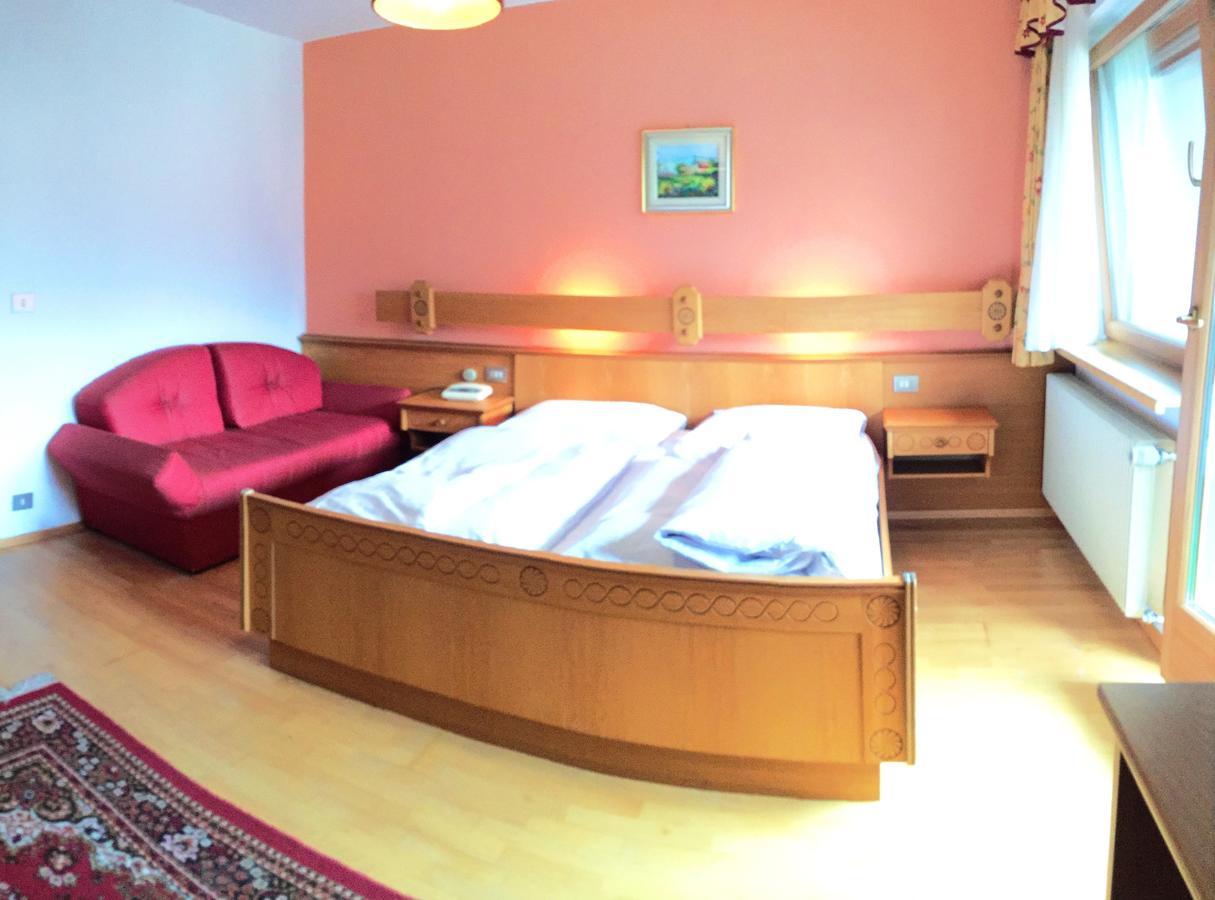 Hotel Puetia Антермоя Екстер'єр фото