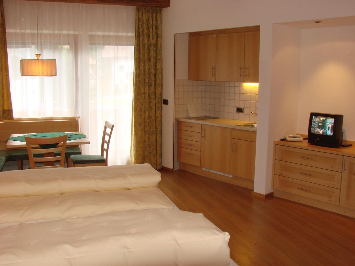 Hotel Puetia Антермоя Екстер'єр фото